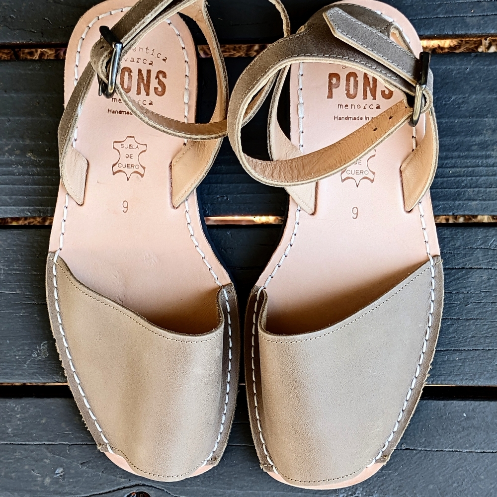 Pons sandals